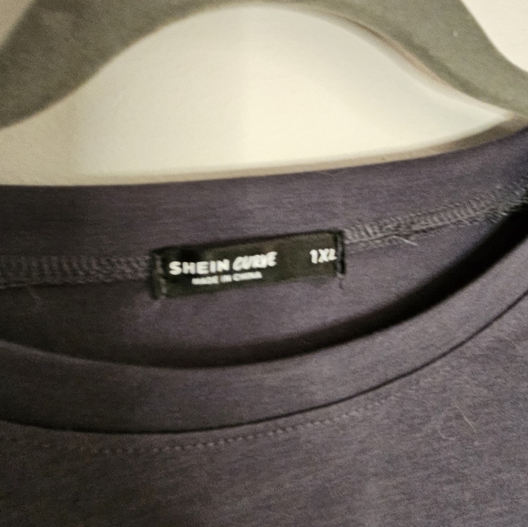 1x crop top - Picture 2 of 2